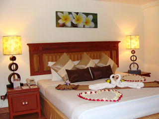 Sea Pearl Beach & Spa Patong Екстер'єр фото