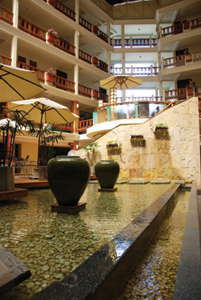 Sea Pearl Beach & Spa Patong Екстер'єр фото